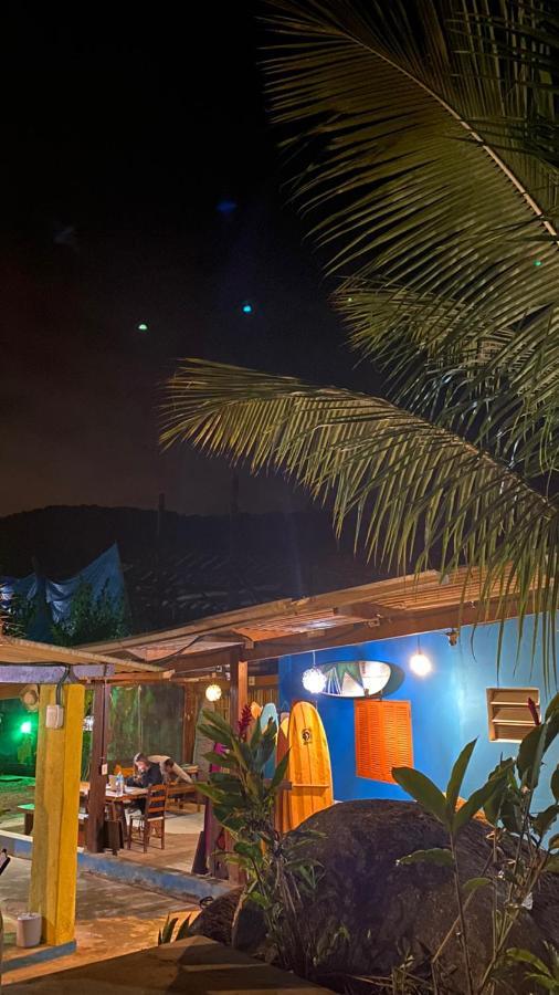 Albergue Sintonia Surf E Bar