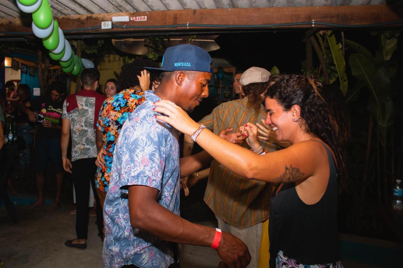 Sintonia Surf E Bar Albergue Ubatuba
